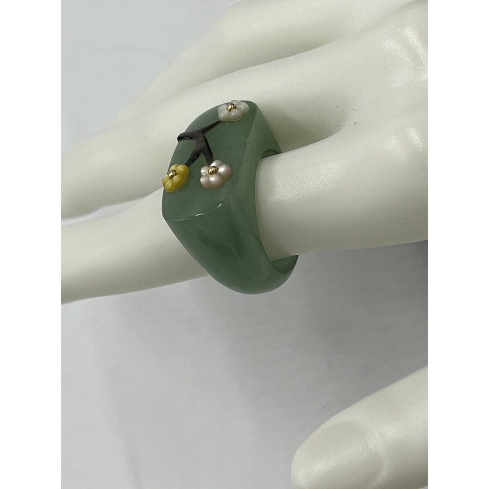 Jade Natural Icy Green Jadeite and MOP Flower Saddle Beautiful 14k Ring Sz 7.5-8 - Picture 5 of 13